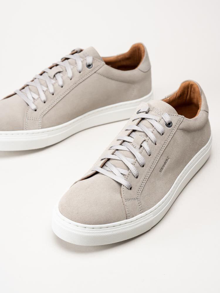 Strömberg - Arezzo - Ljusgrå sneakers i mocka