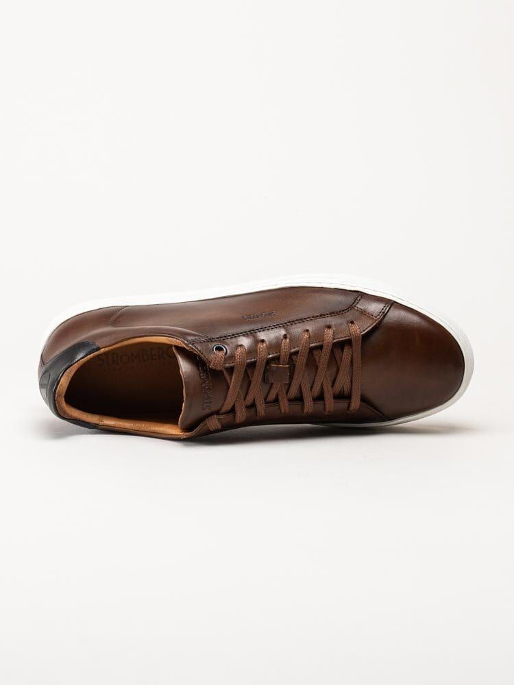Strömberg - Arezzo - Bruna sneakers i skinn
