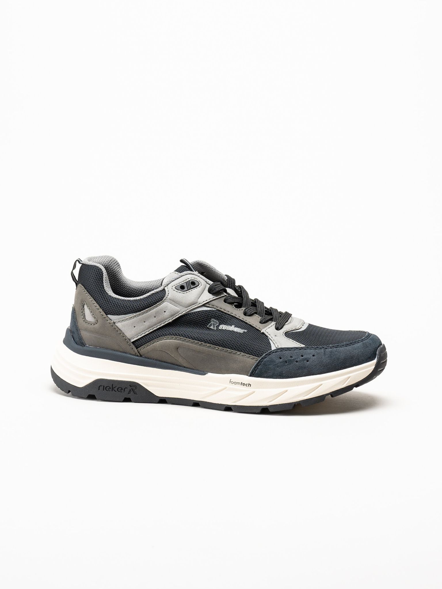 Rieker - Svarta sneakers i textil