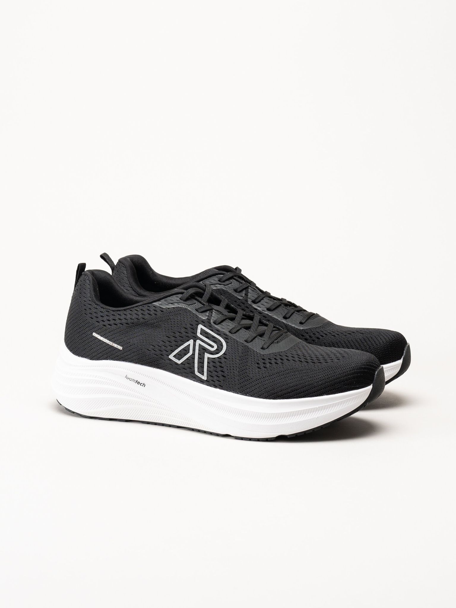 Rieker - Svarta sneakers i mesh