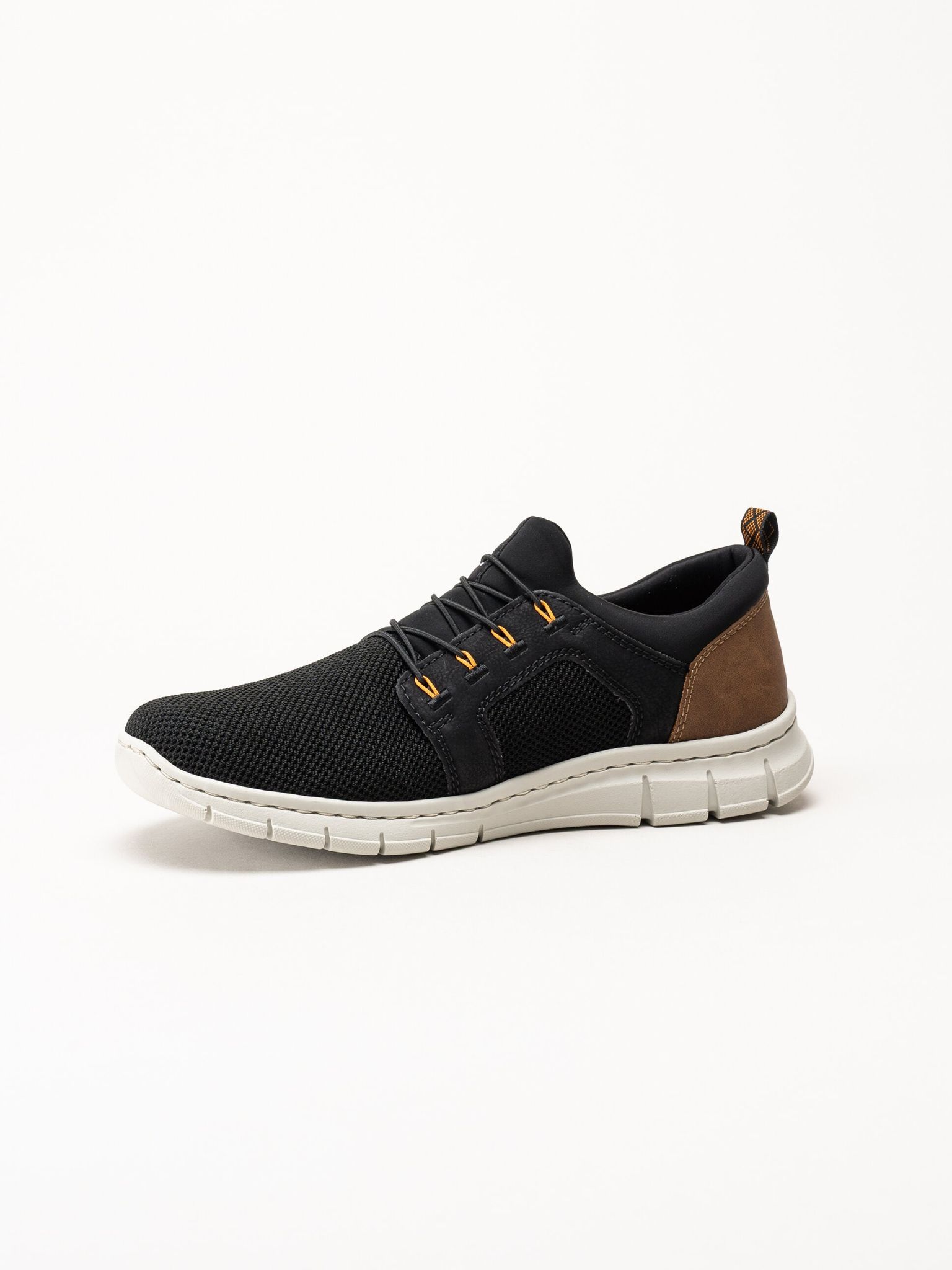 Rieker - Svarta slip on sneakers