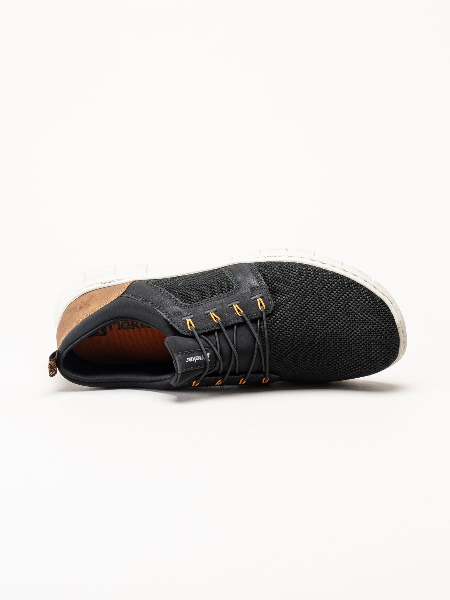 Rieker - Svarta slip on sneakers
