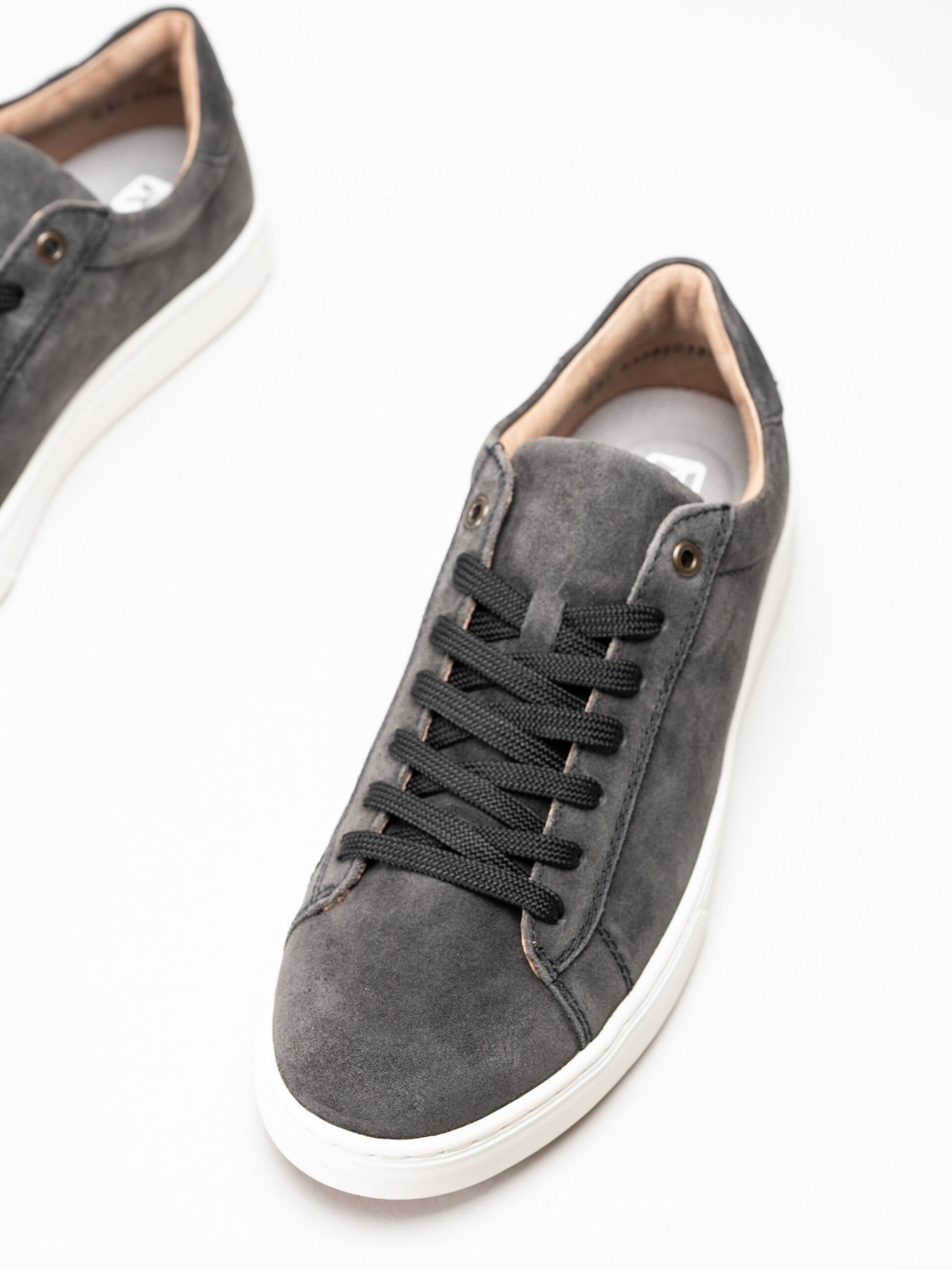 Rieker - Grå sneakers i mocka