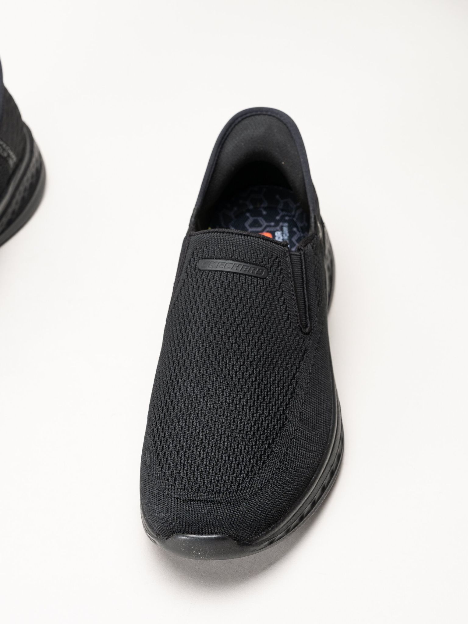 Skechers - Relaxed Fit - Svarta slip ins sneakers i mesh