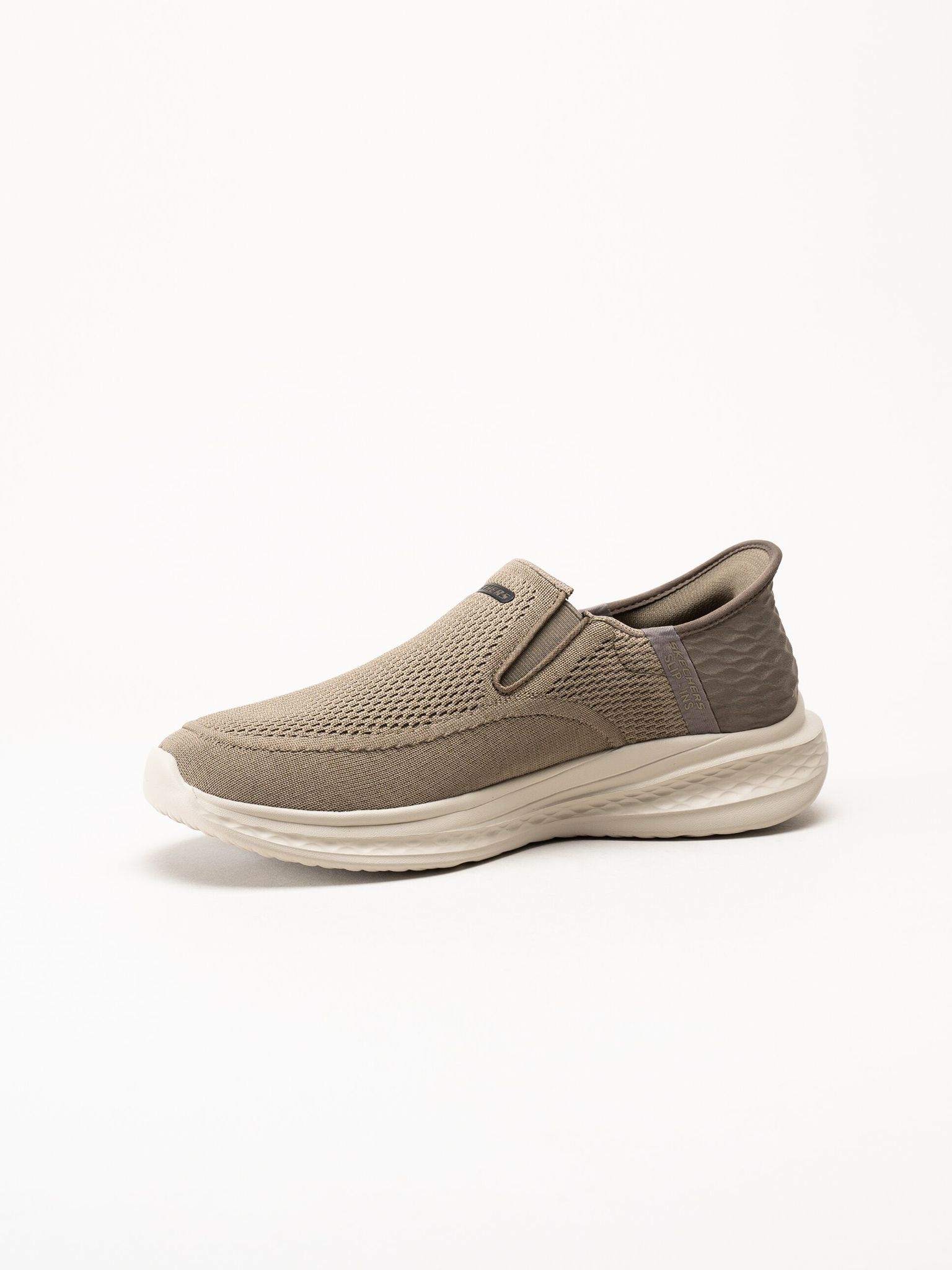 Skechers - Relaxed Fit - Beige slip ins sneakers i mesh