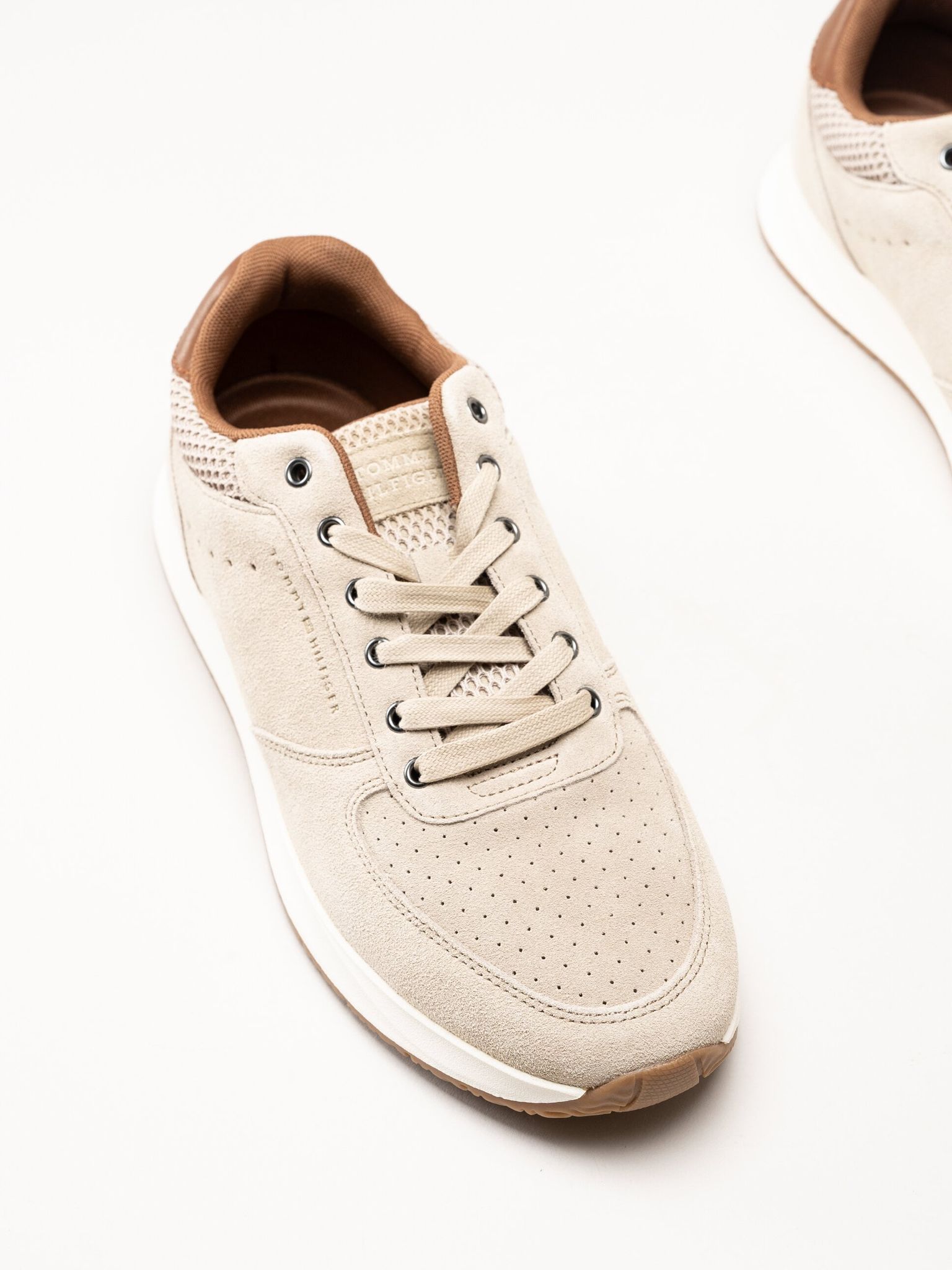 Tommy Hilfiger - Newport Mix - Beige sneakers i mocka