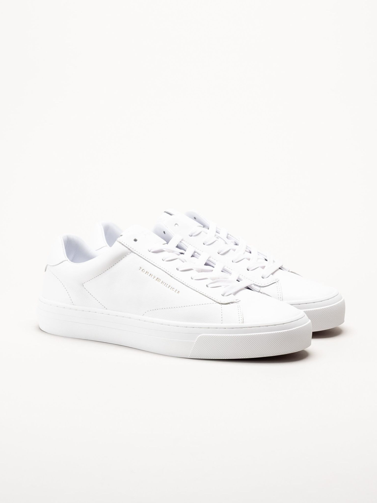 Tommy Hilfiger - Premium Dress Cupsole - Vita sneakers i skinn