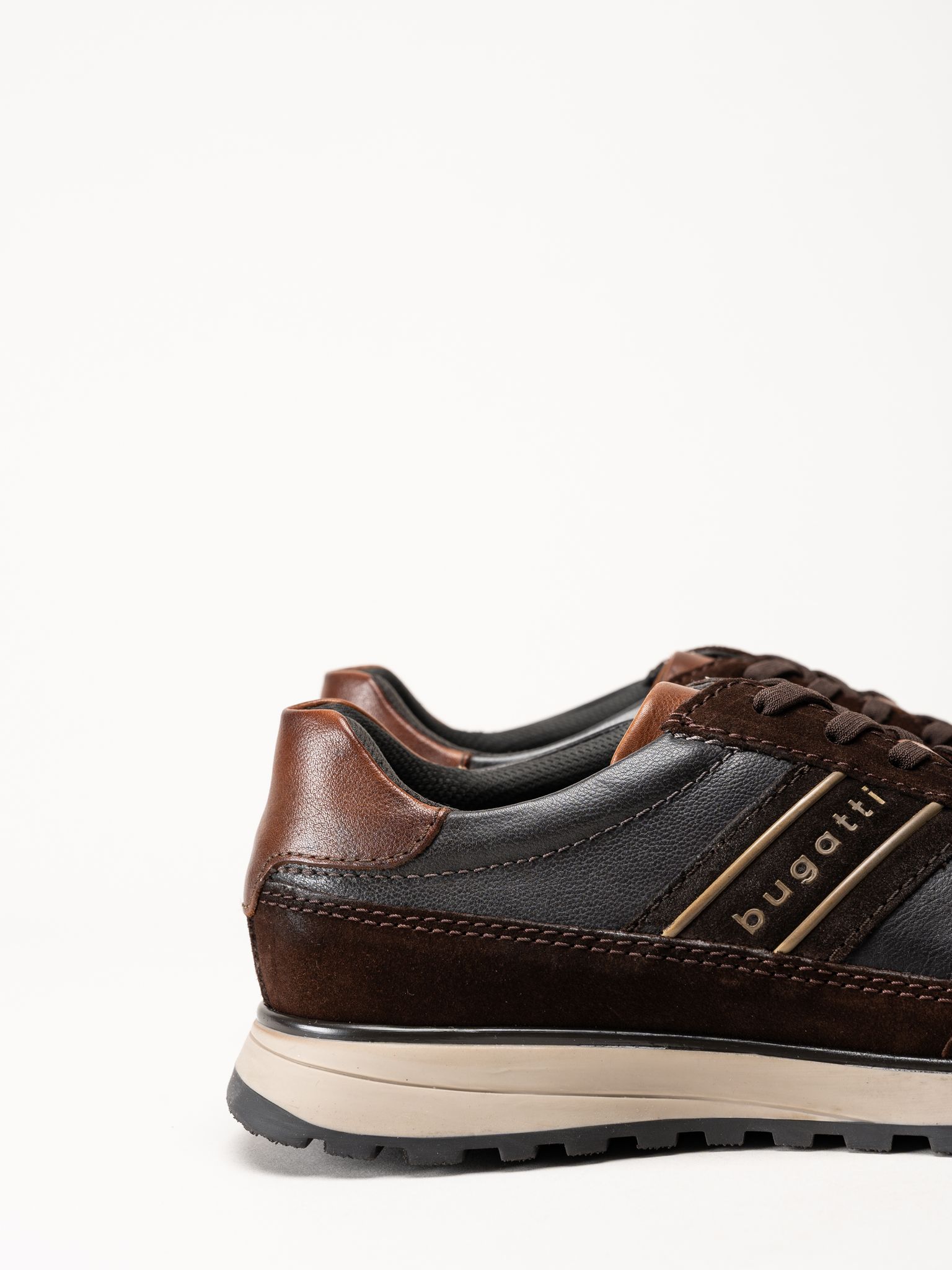 Bugatti - Timon - Mörkbruna sneakers