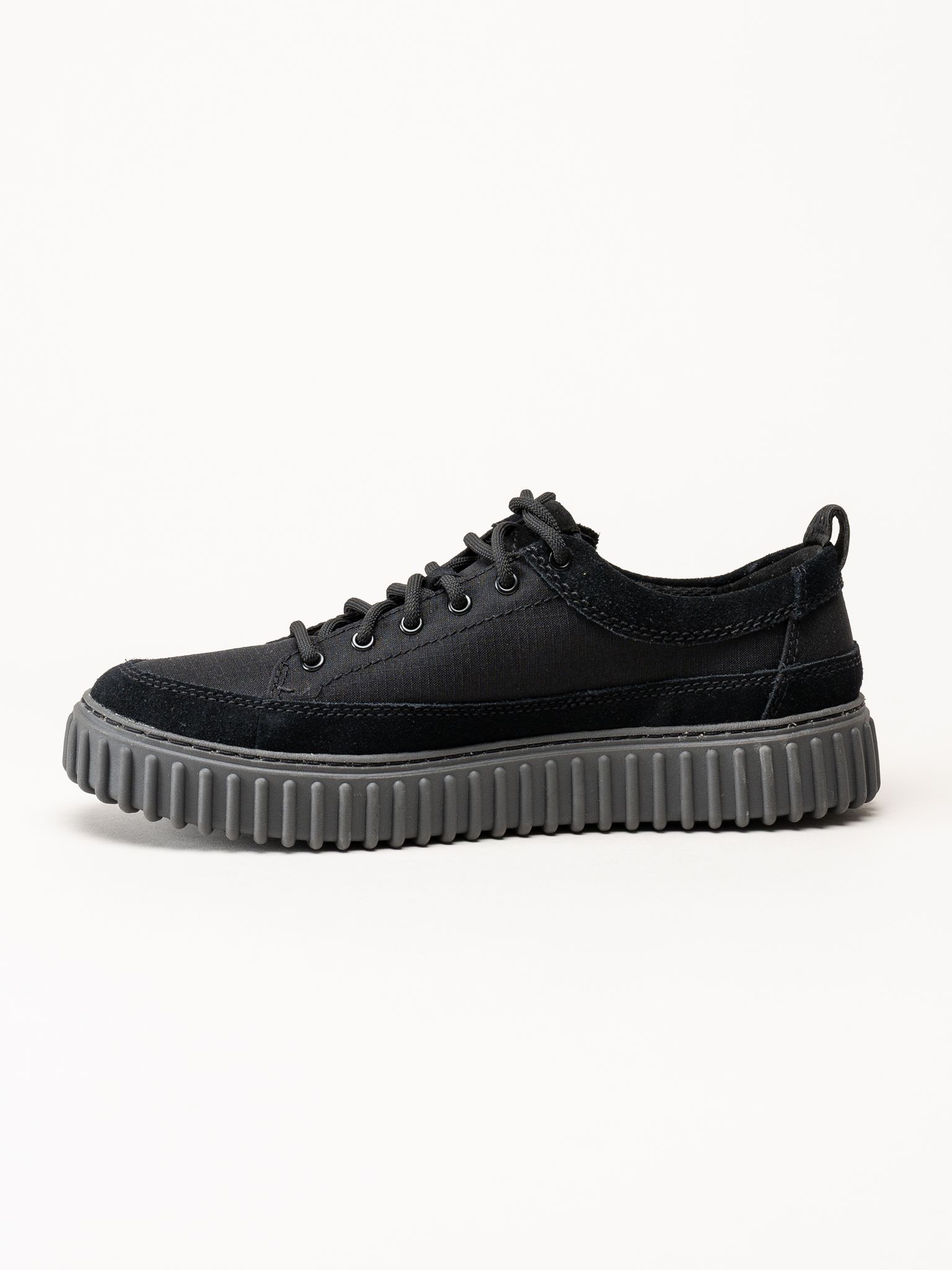 Clarks - Torhill Lace - Svarta snörskor