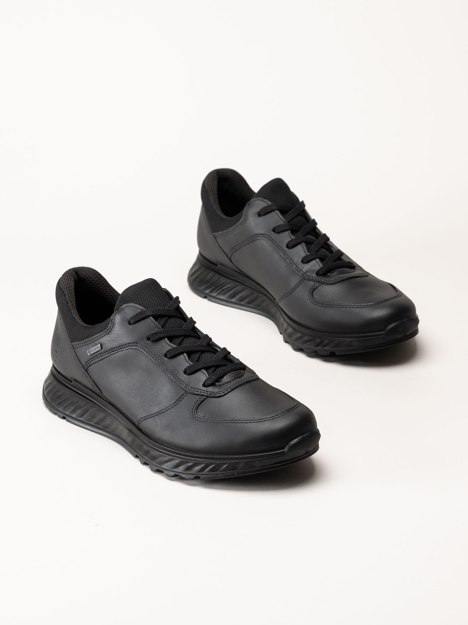 Ecco - Exostride - Svarta sneakers