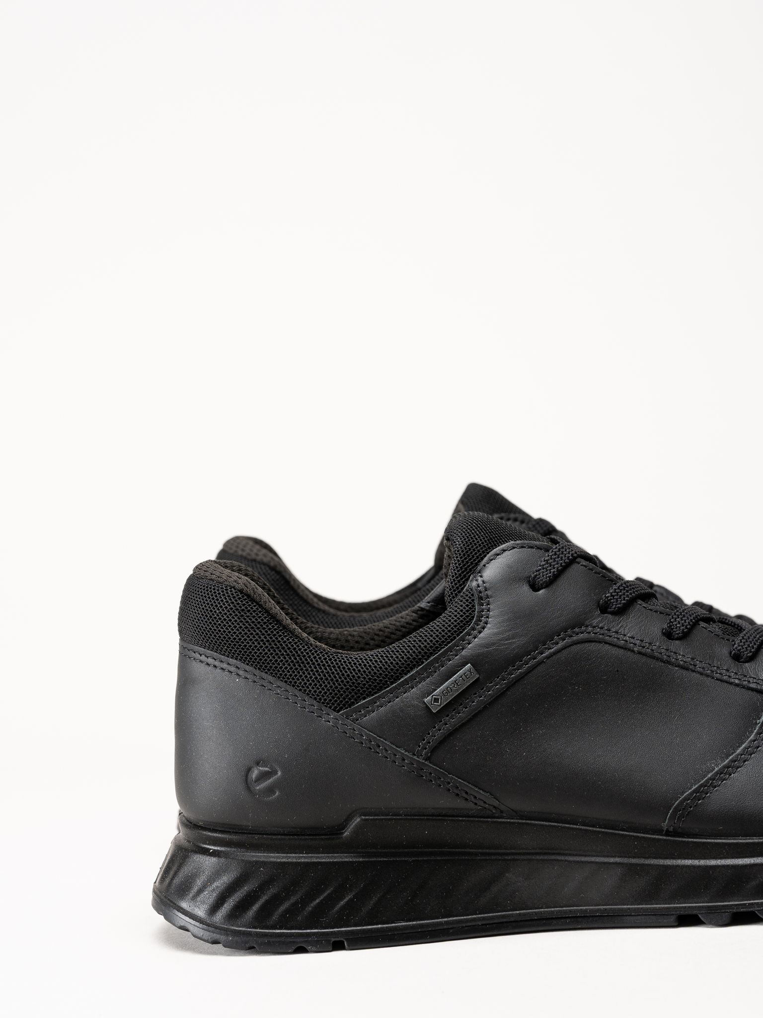 Ecco - Exostride - Svarta sneakers
