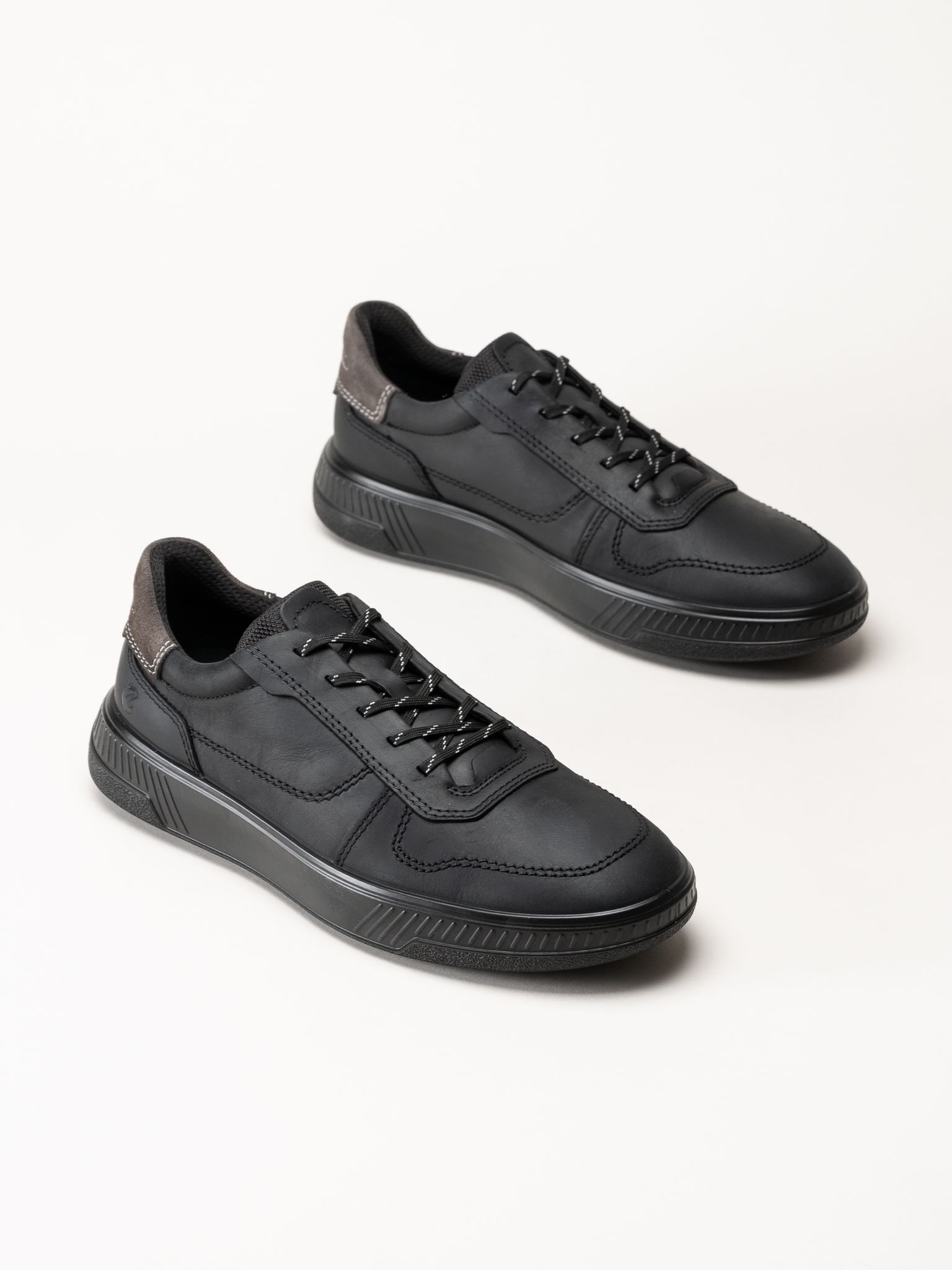 Ecco - Move - Svarta sneakers