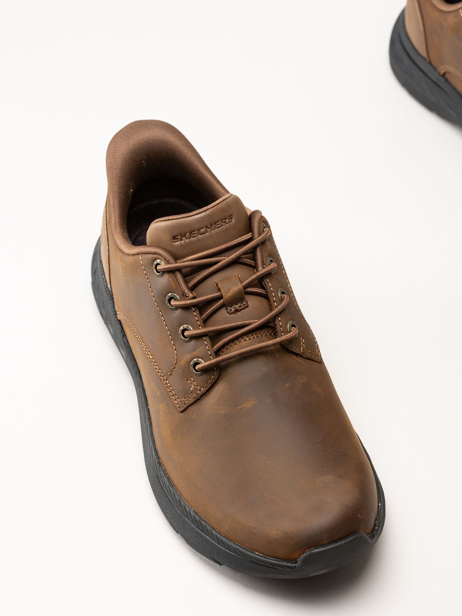 Skechers - Pollard Colt - Mörkbruna snörskor