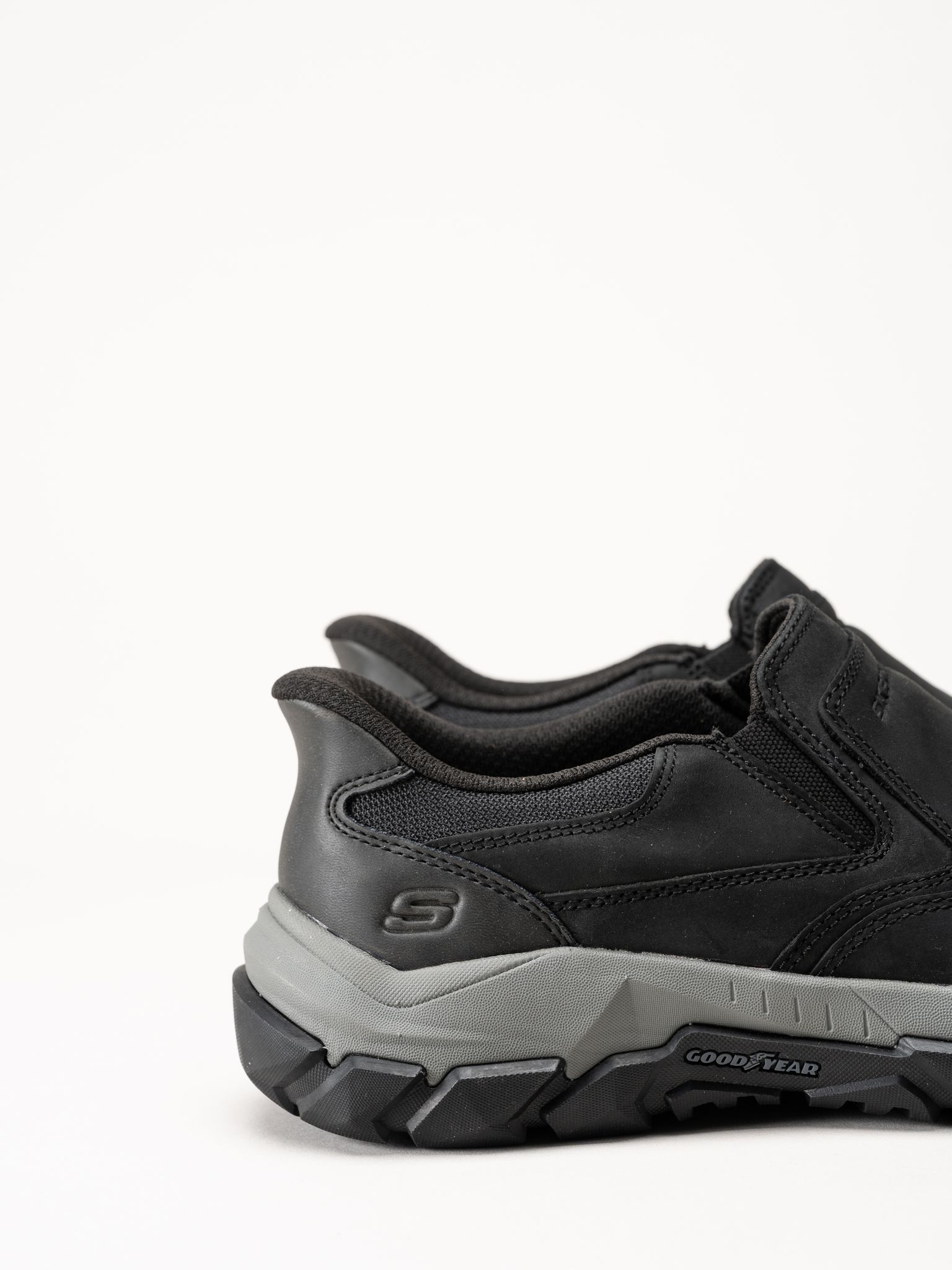Skechers - Relaxed Fit - Svarta promenadskor