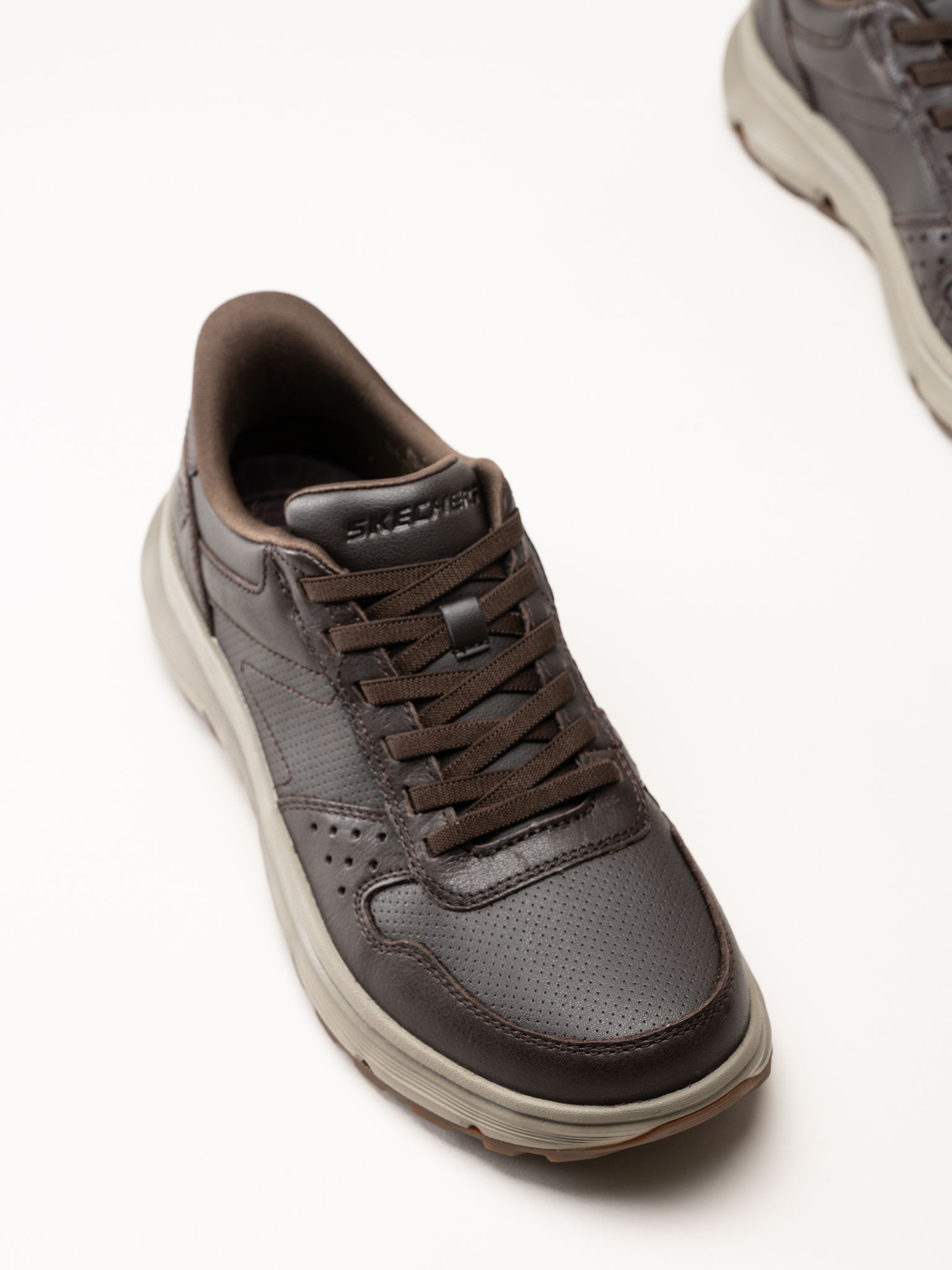 Skechers - Garza Ultra - Tyrell - Mörkbruna sneakers