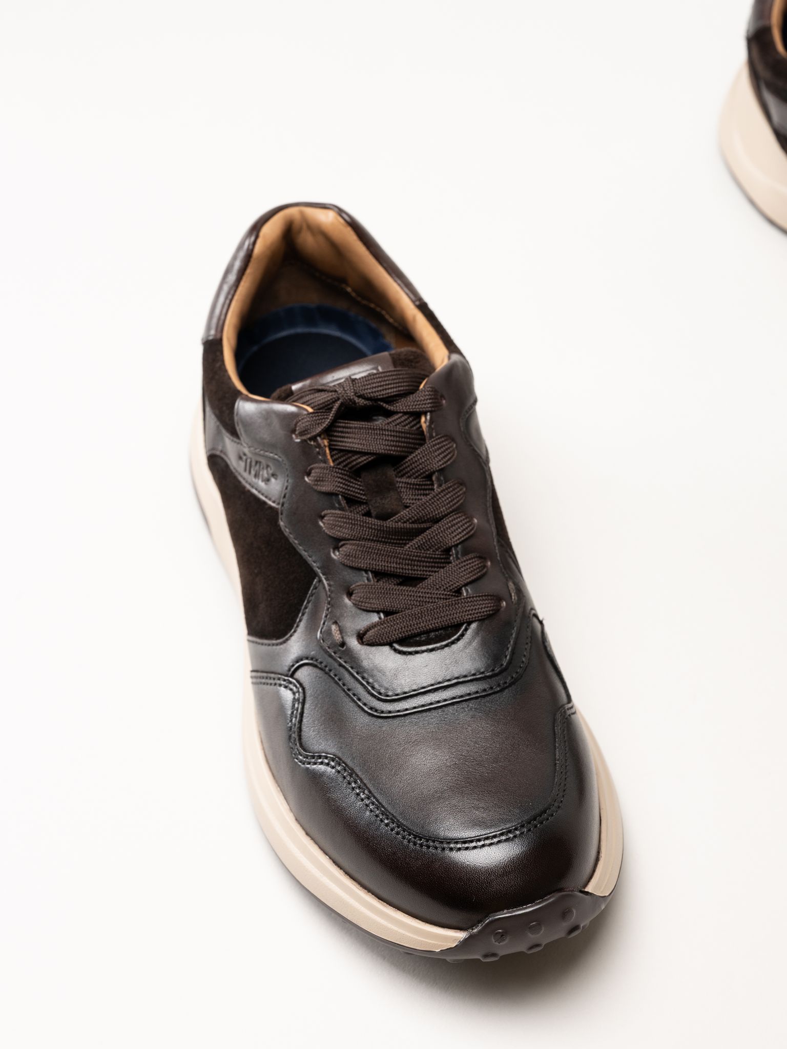 Tamaris - Mörkbruna sneakers