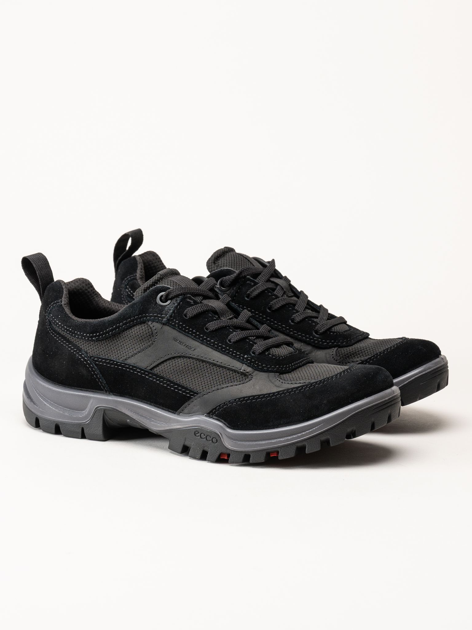 Ecco - Xpedition III - Svarta sneakers