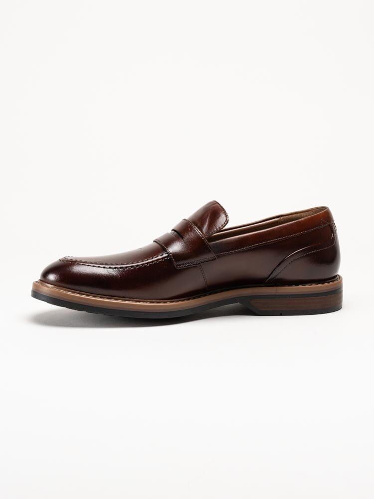 Clarks - Aldwin Step G - Bruna slip-on loafers i skinn