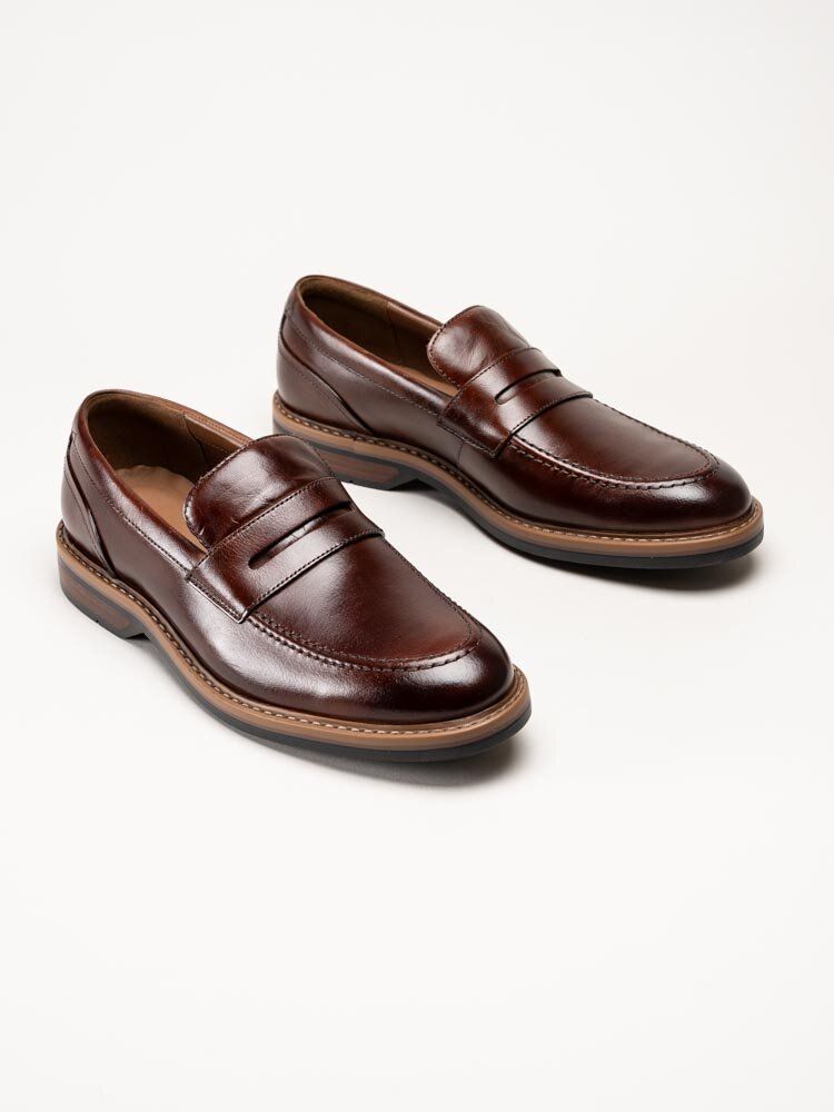 Clarks - Aldwin Step G - Bruna slip-on loafers i skinn