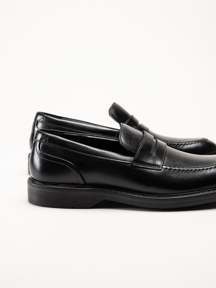 Clarks - Aldwin Step G - Svarta slip-on loafers i skinn