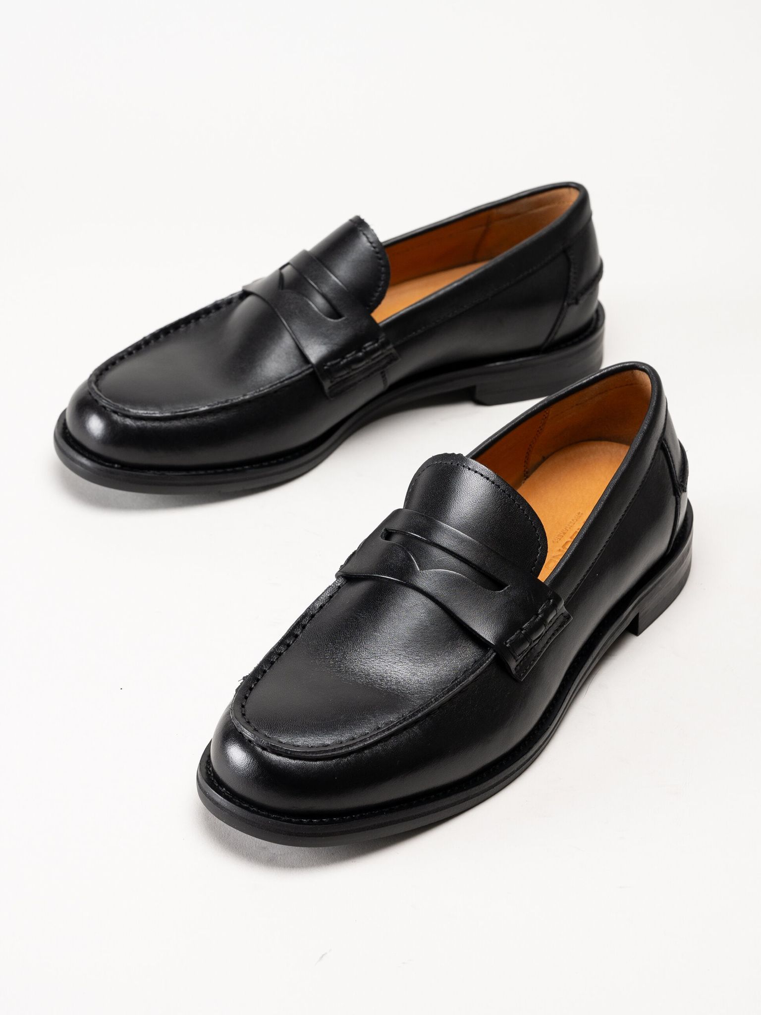 Vagabond - Steven - Svarta loafers i skinn