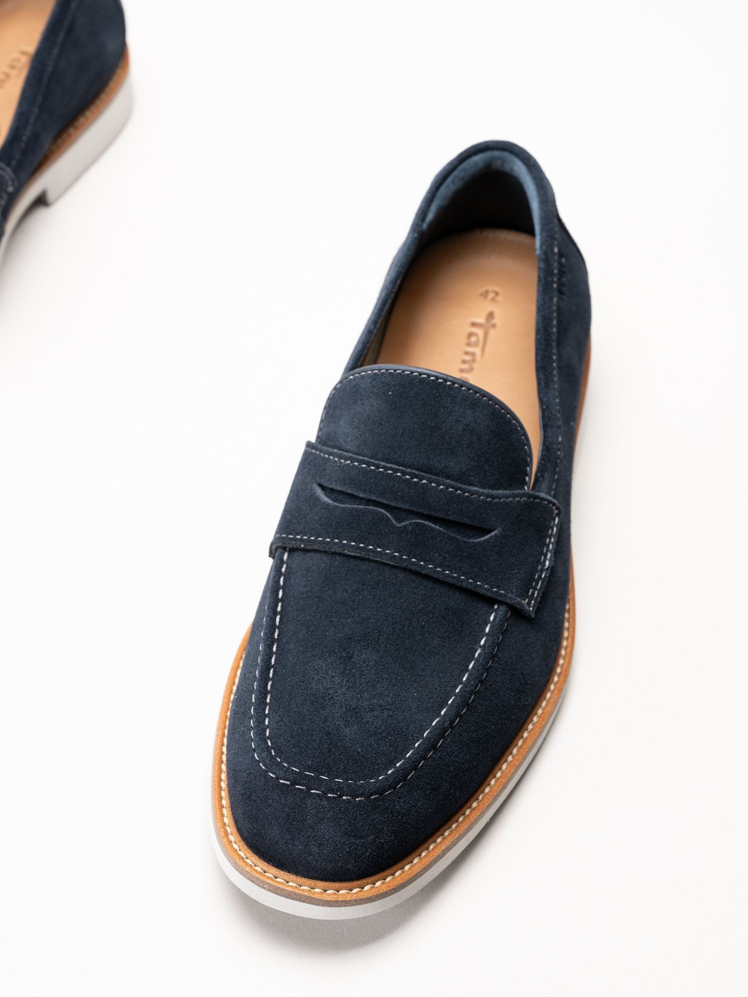 Tamaris - Marinblå loafers i mocka