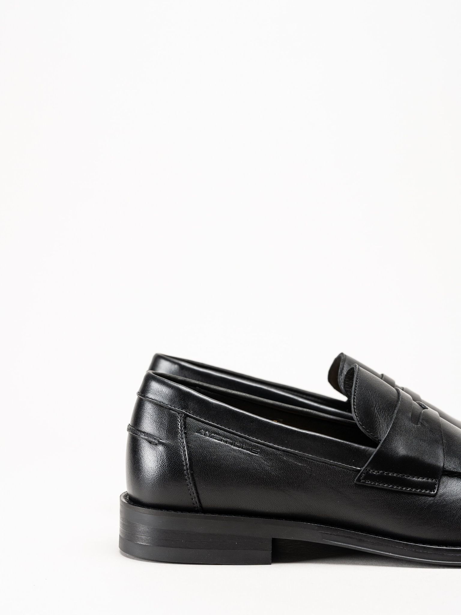 Ambitious - Svarta pennyloafers i skinn