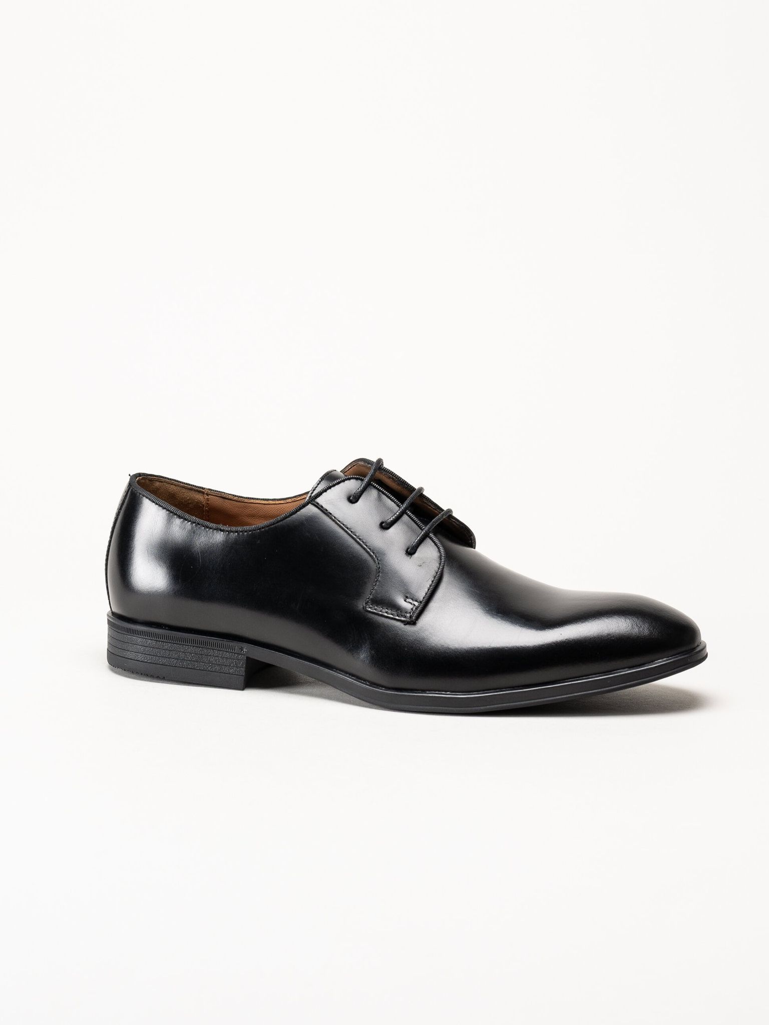 Harry Hern - Faro - Svarta snörskor i skinn