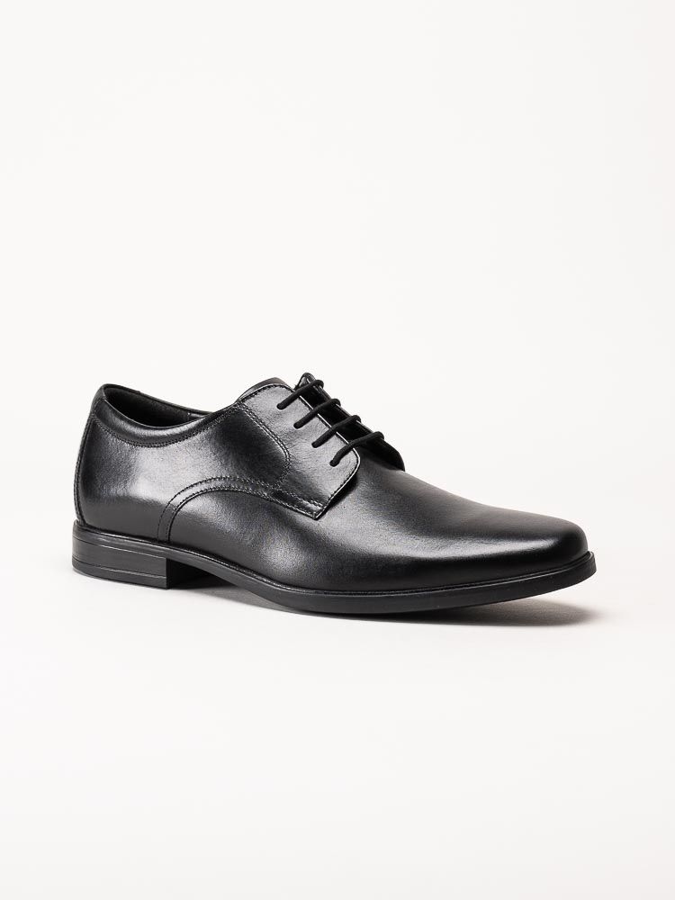 Clarks - Howard - Svarta snörskor