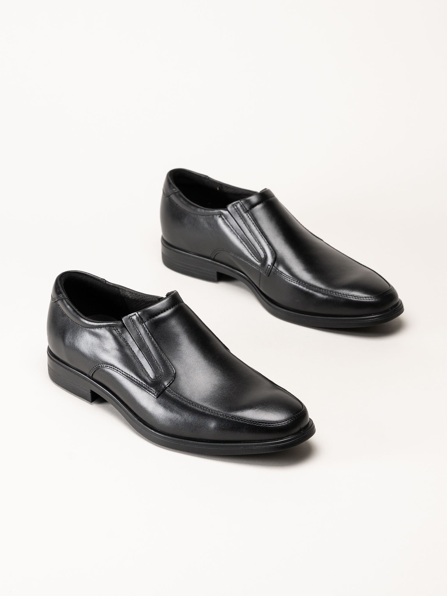 Ecco - Melbourne - Svarta slip on skor