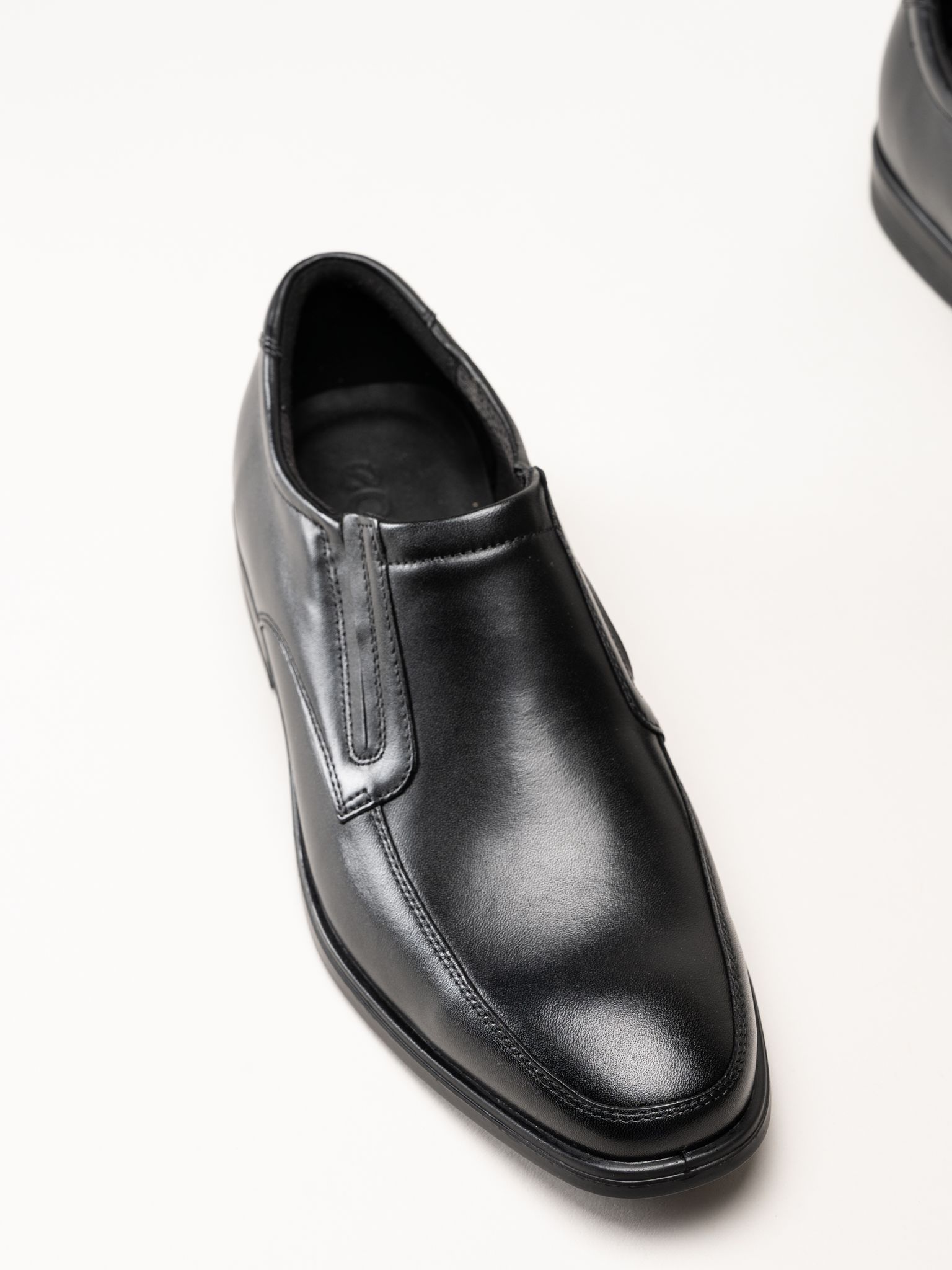 Ecco - Melbourne - Svarta slip on skor