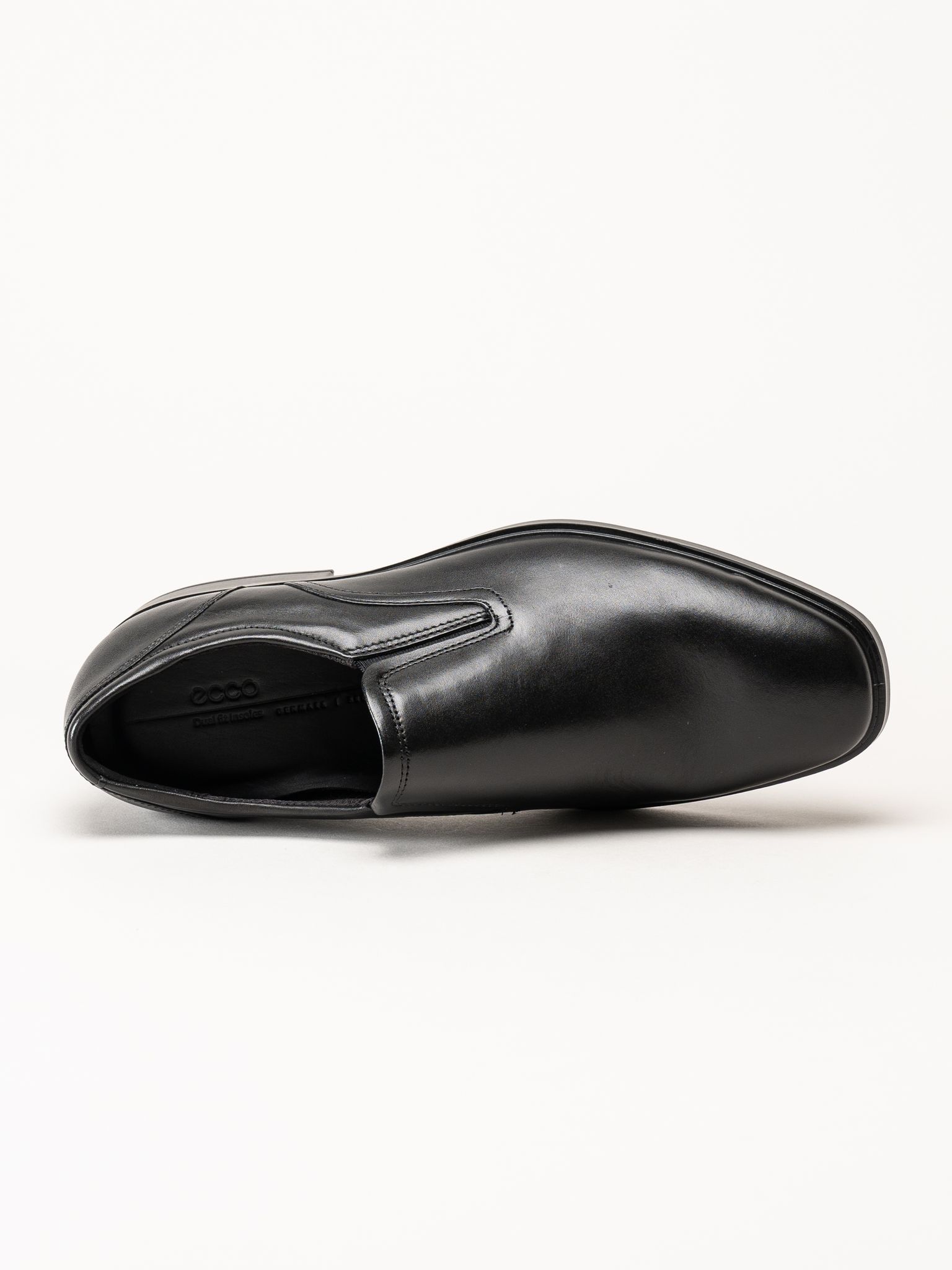 Ecco - Metro Milan - Svarta slip on skor