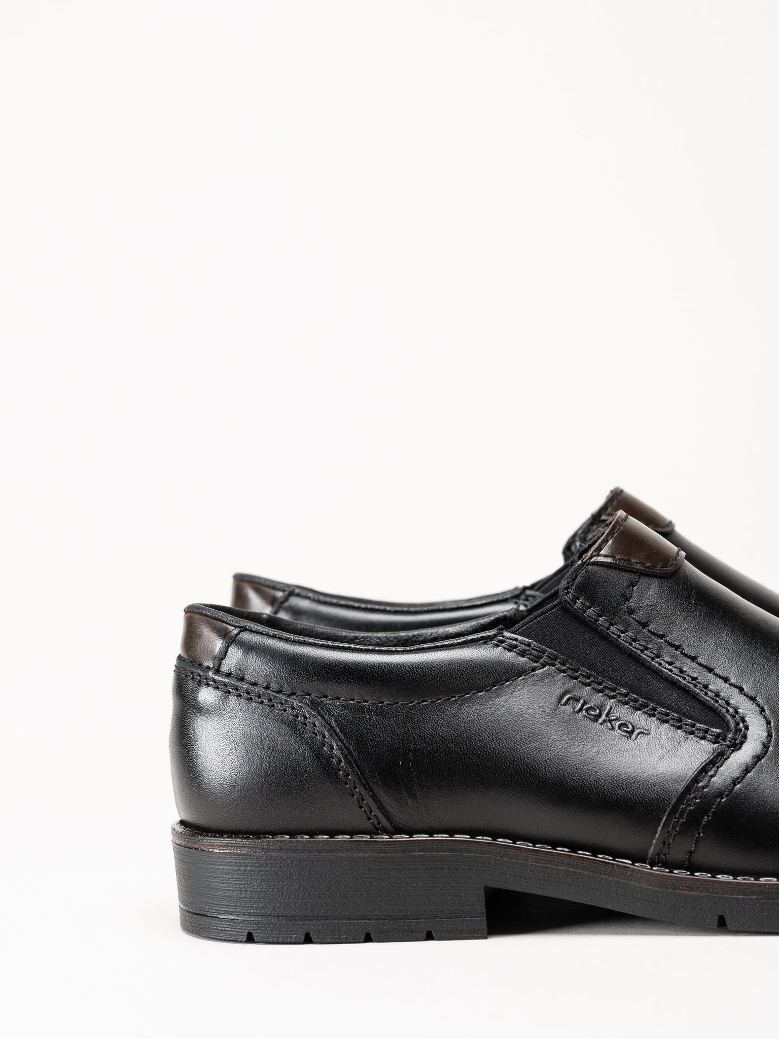 Rieker - Svarta loafers