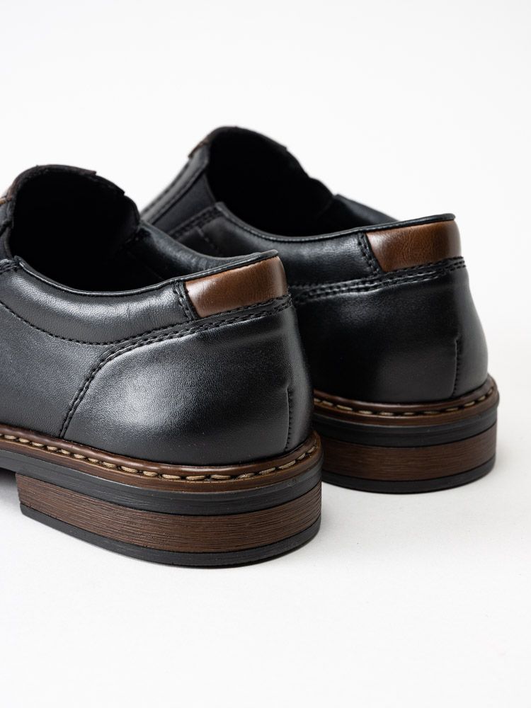 Rieker - Svarta loafers i skinn