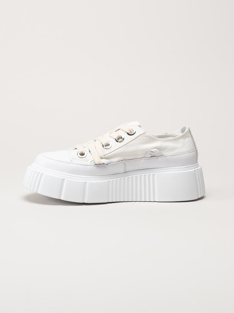 Inuikii - Matilda Canvas Low - Vita sneakers med platåsula
