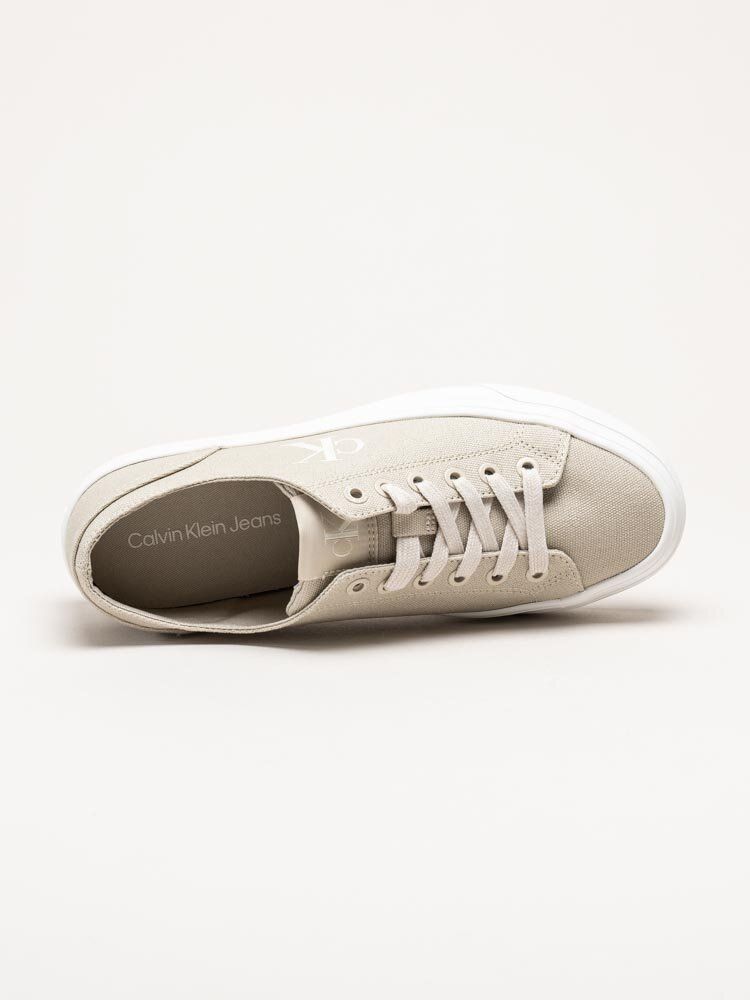 Calvin Klein - Vulc Platform Low CV Mg - Beige platåsneakers i textil