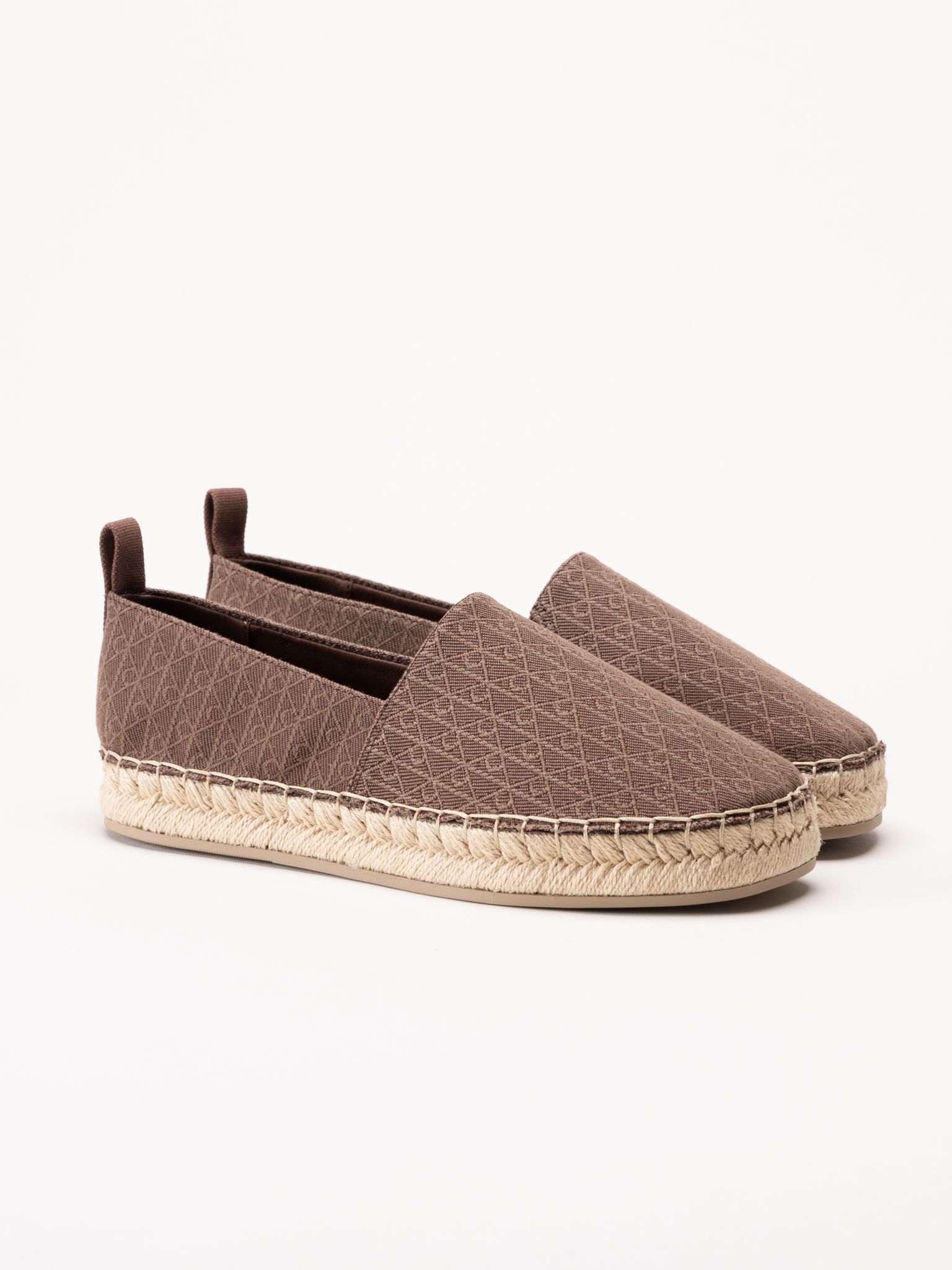 Calvin Klein - Oblique AOP - Mörkbruna espadrillos