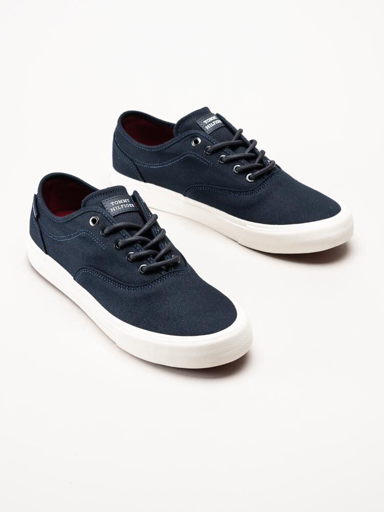Tommy Hilfiger - Mörkblå låga tygskor
