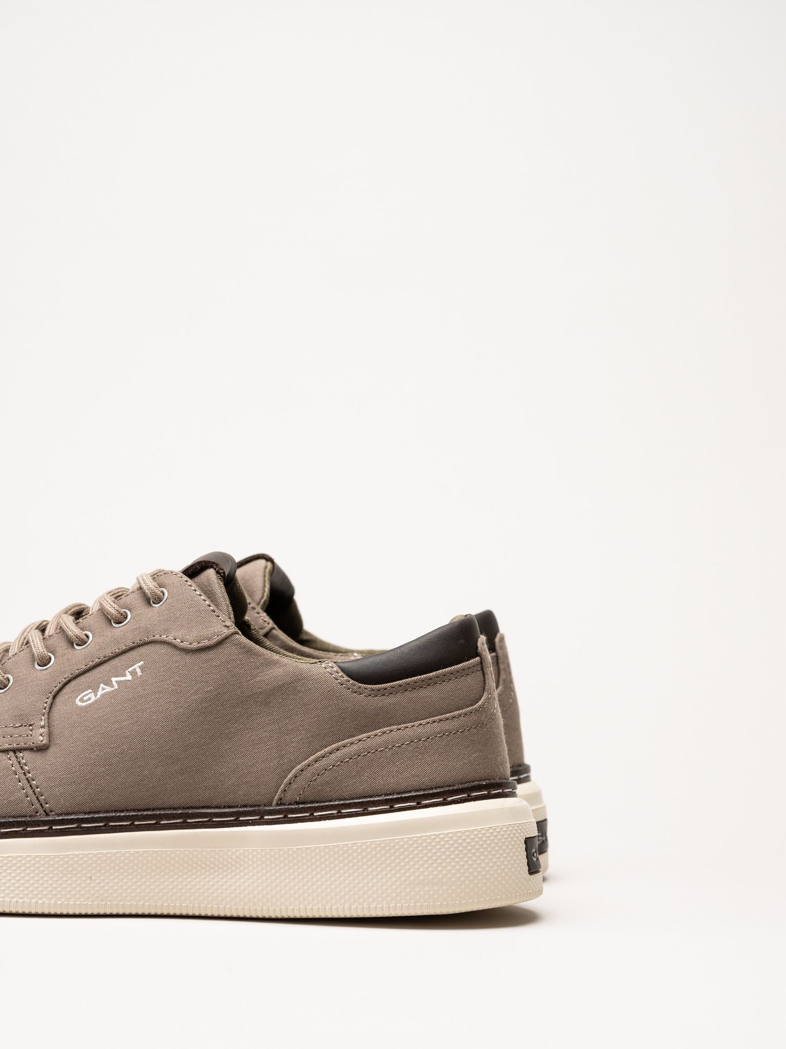 Gant Footwear - San Prep - Ljusbruna sneakers i textil