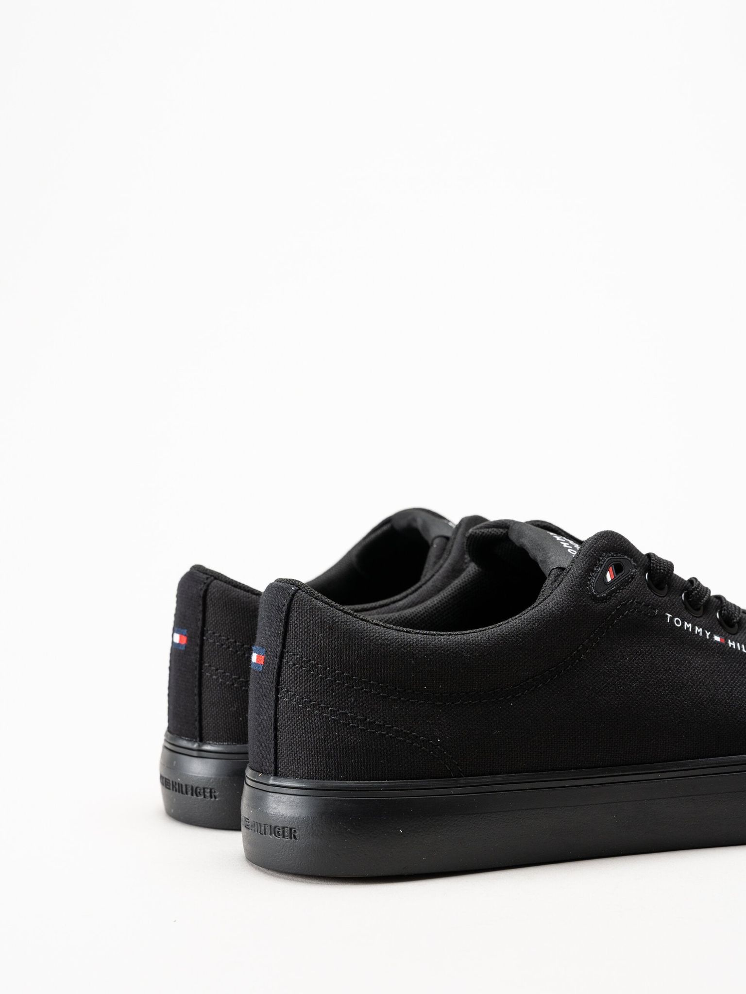 Tommy Hilfiger - Harlem Core II CVS - Svarta låga tygskor