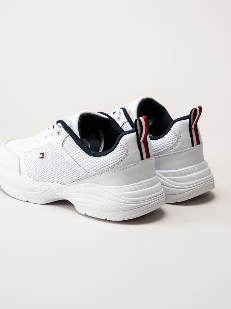 Tommy Hilfiger - Chunky Runner - Vita chunky sneakers i skinn och textil