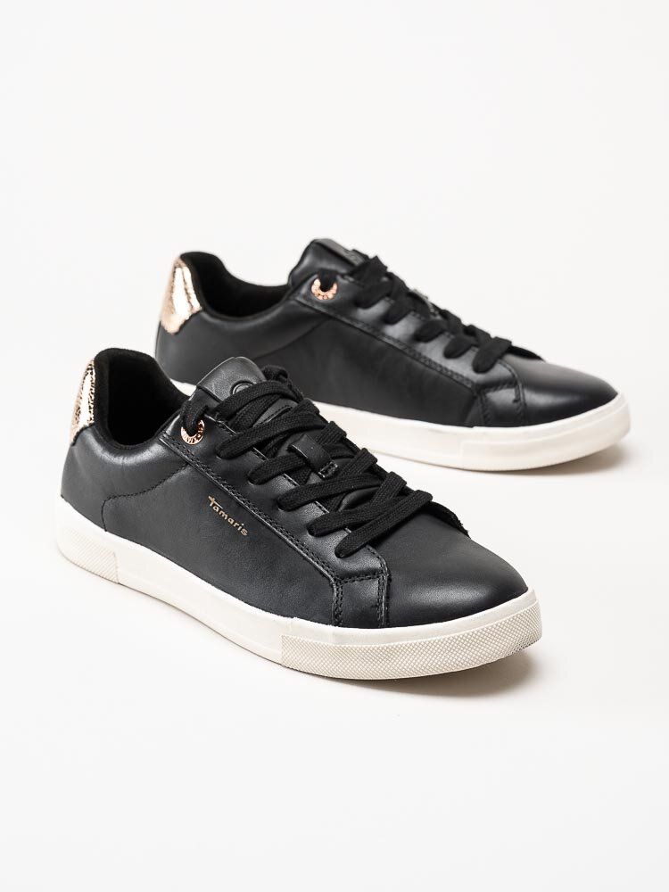 Tamaris - Svarta sneakers i skinn
