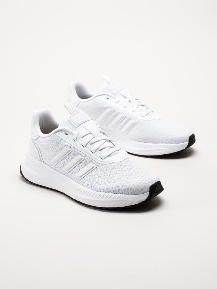 Adidas - X_PLRPATH - Vita sportiga sneakers i textil
