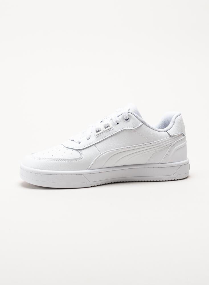 Puma - Caven 2.0 Lux - Vita sneakers i skinnimitation