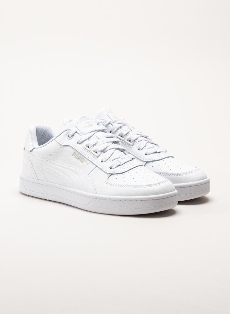 Puma - Caven 2.0 Lux - Vita sneakers i skinnimitation