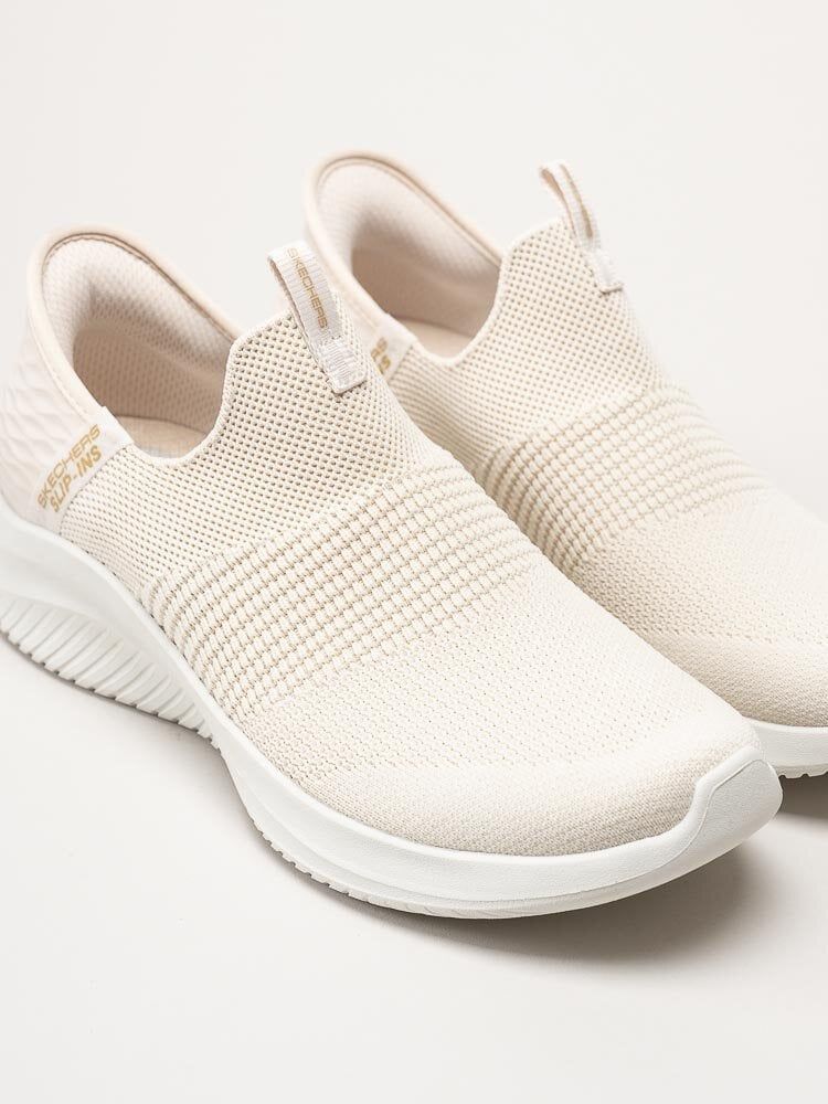Skechers - Ultra Flex 3.0 Cozy Streak - Beige slip-ins sneakers i textil