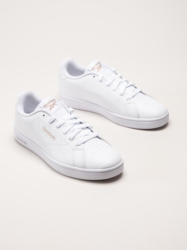 Reebok - Court Clean - Vita sneakers i skinnimitation