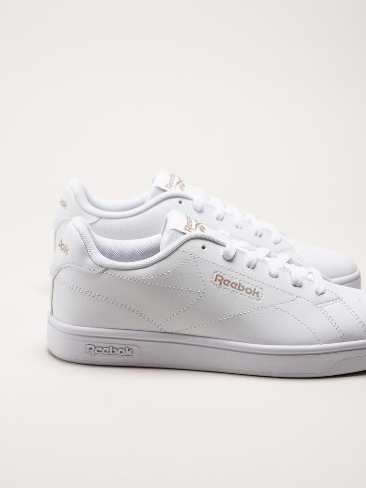 Reebok - Court Clean - Vita sneakers i skinnimitation