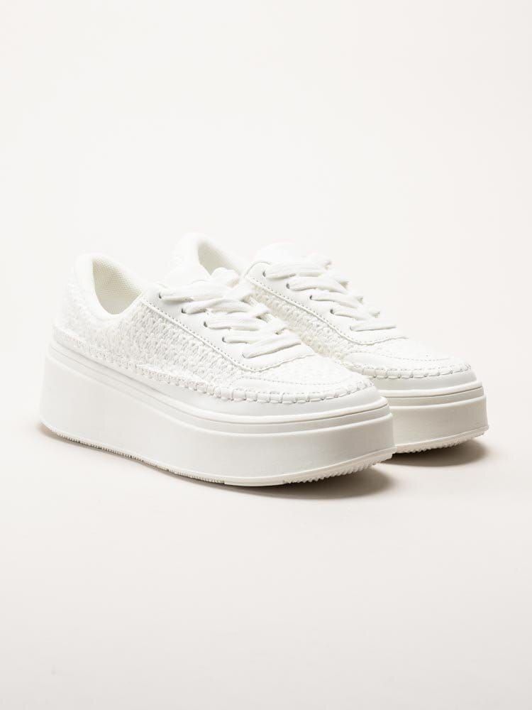 Duffy - Vita platåsneakers i textil