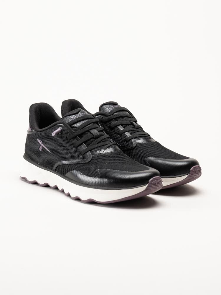 Tamaris - Svarta sportiga sneakers i textil